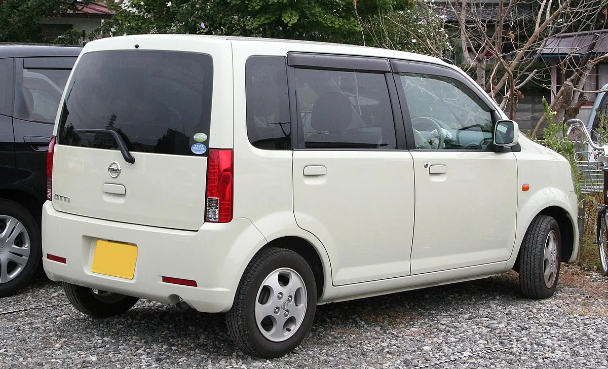 Nissan Otti 2006 0.7 4WD AT Hatchback - Image 7