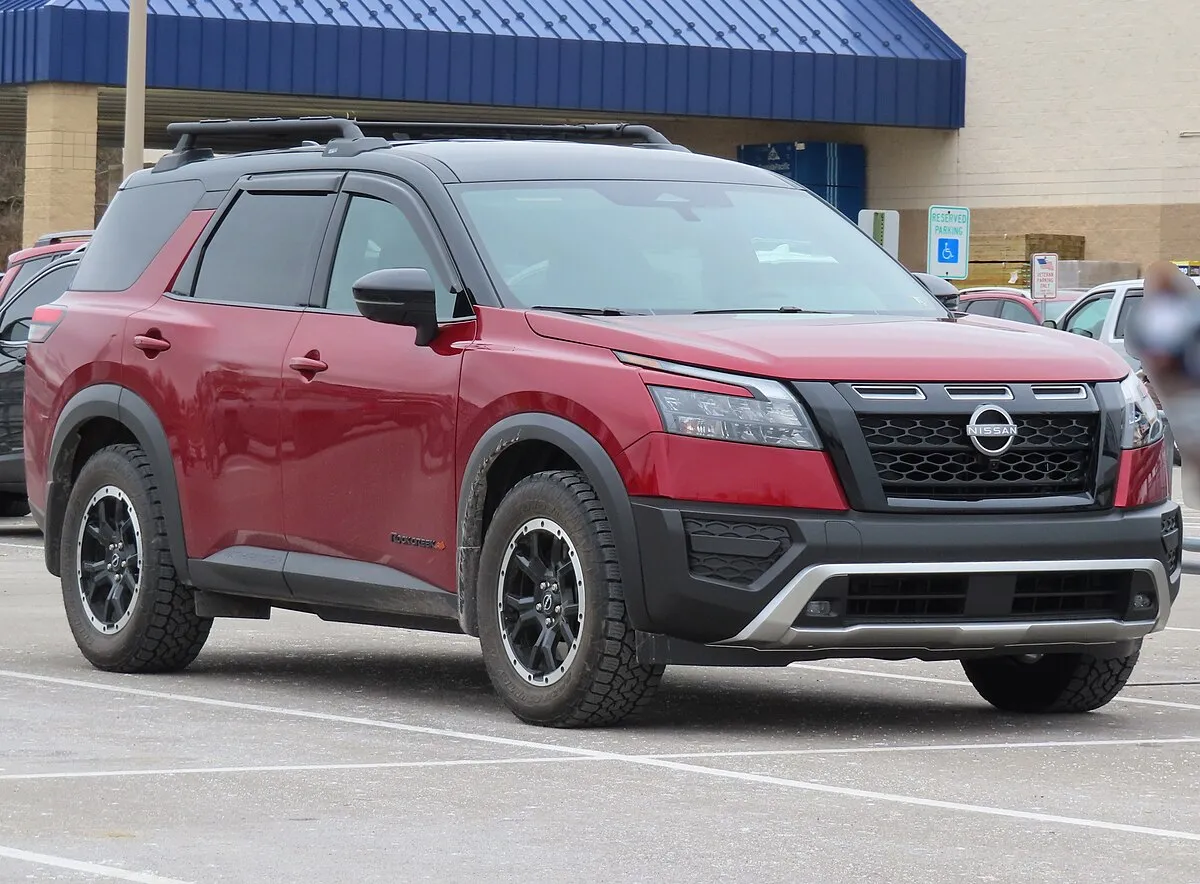 Nissan Pathfinder Rock Creek 2025 - Image 4