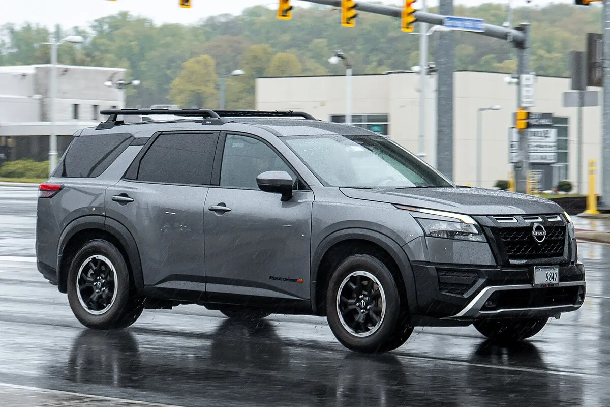 Nissan Pathfinder Rock Creek 2025 - Image 6