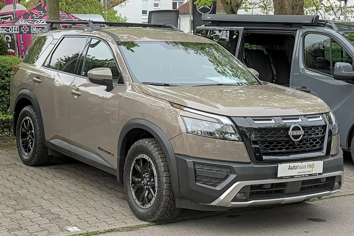 Nissan Pathfinder Rock Creek 2025 - Image 8