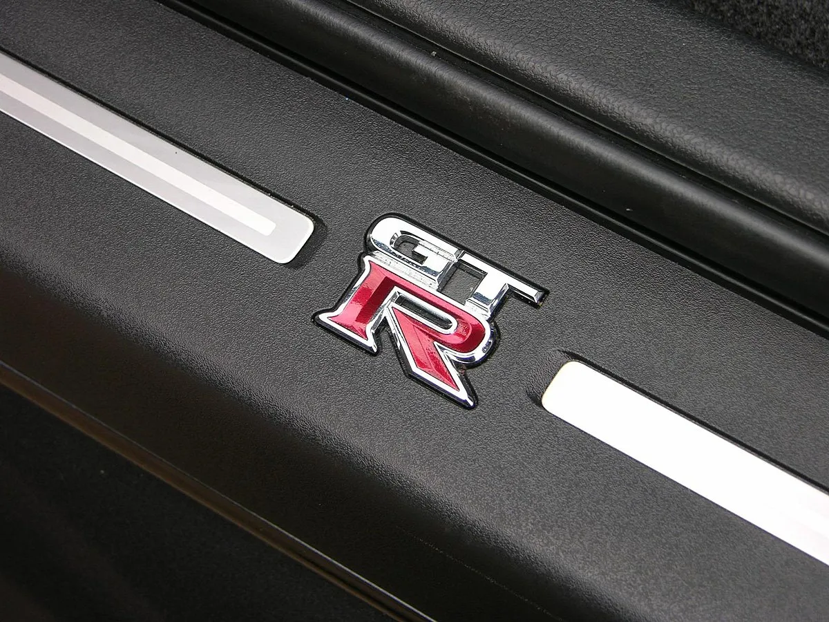 Nissan Patrol Legend Edition 2025 - Image 2