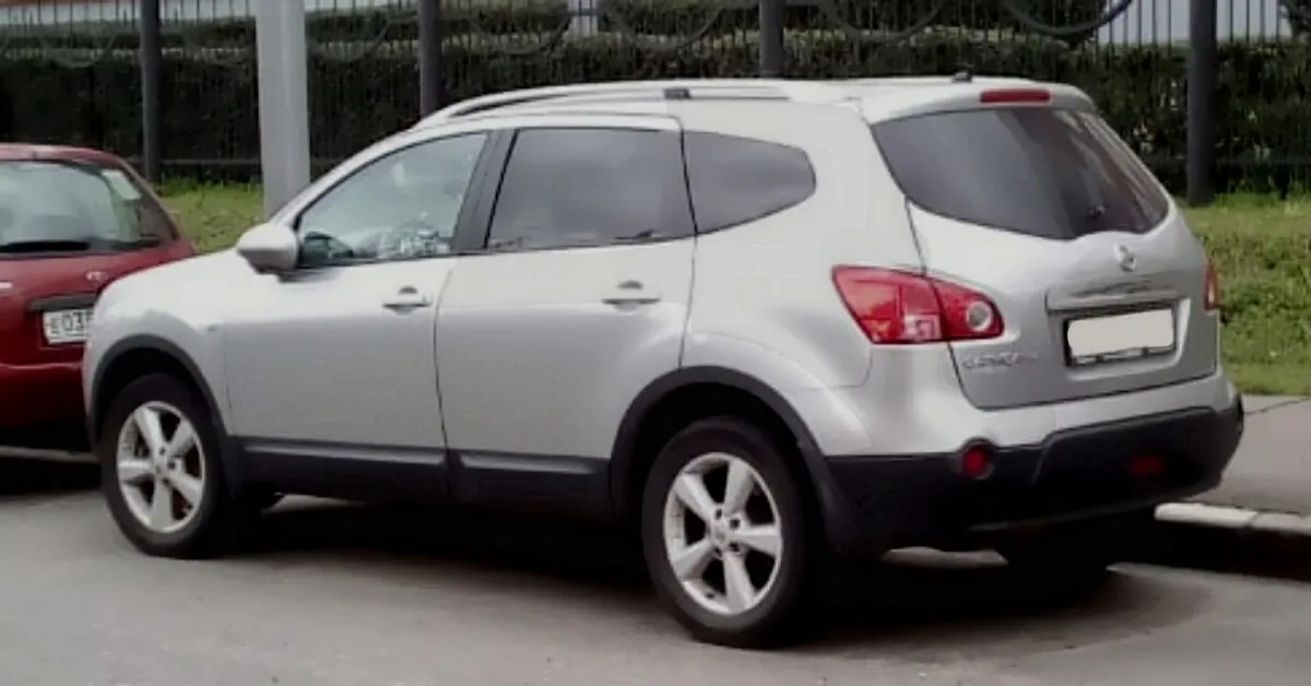 Nissan Qashqai+2 2010 1.5 MT SUV 5 doors - Image 8