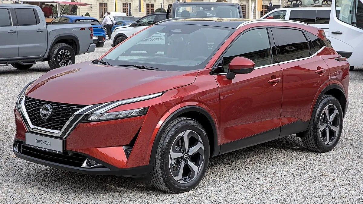 Nissan Qashqai 2013 1.2 DIG-T CVT Crossover - Image 1
