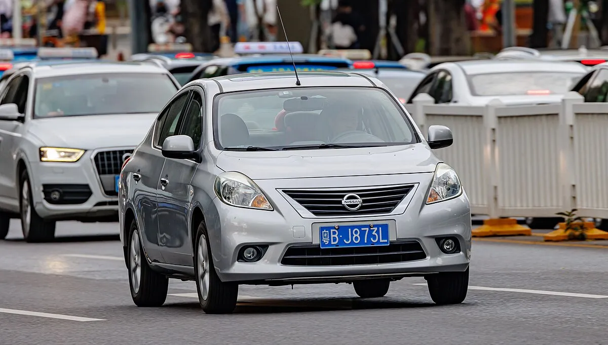 Nissan Sunny 2009 1.8 AT Sedan - Image 4