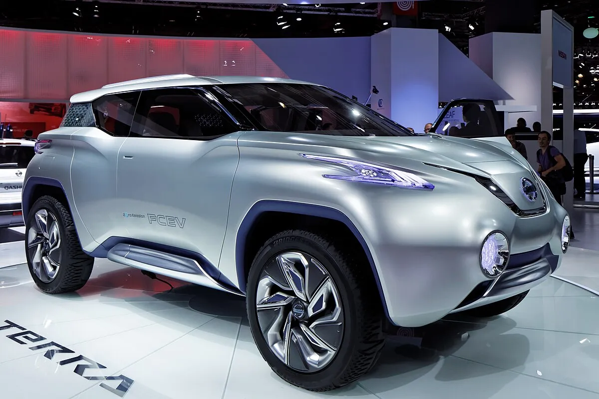 Nissan Terra 2018 2.3 AT 4WD SUV - Image 3