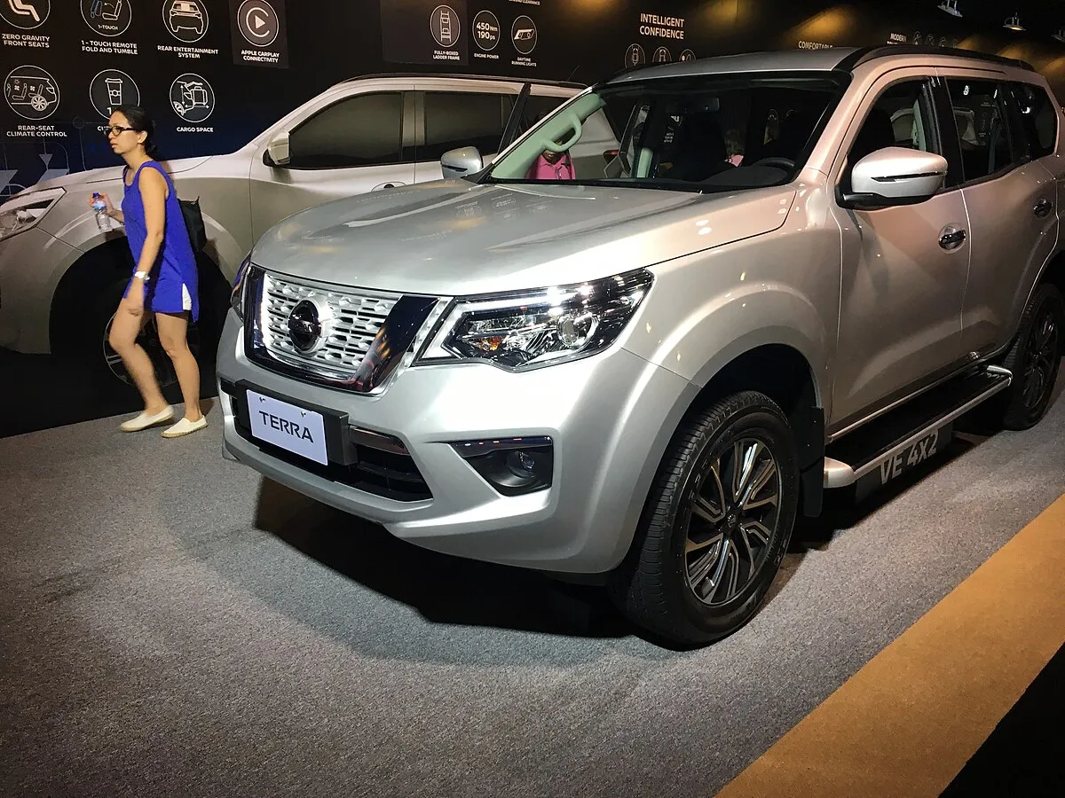 Nissan Terra 2018 2.3 AT 4WD SUV - Image 5