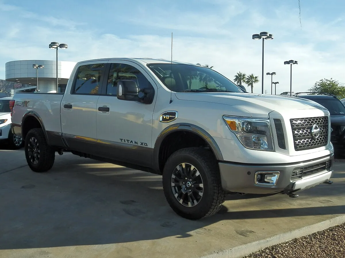 Nissan Titan 2019 5.6 AT 4WD Pickup Double cabin - Image 5