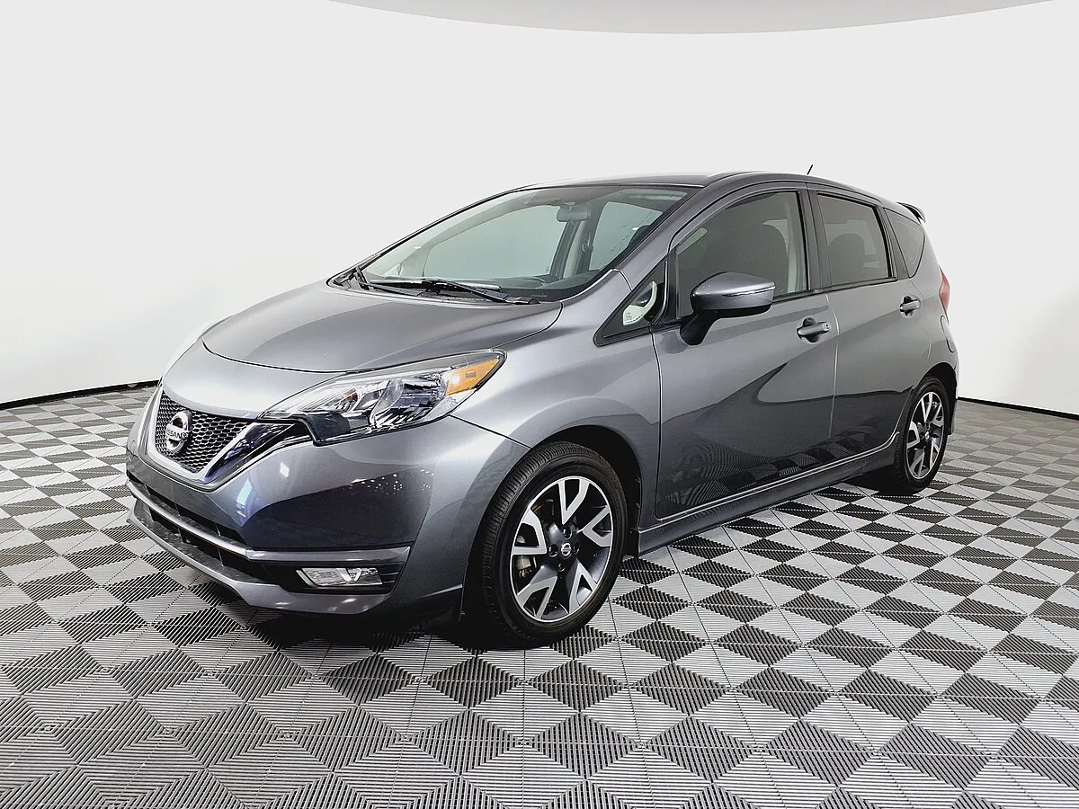 Nissan Versa 2006 1.6 AT Hatchback - Image 9