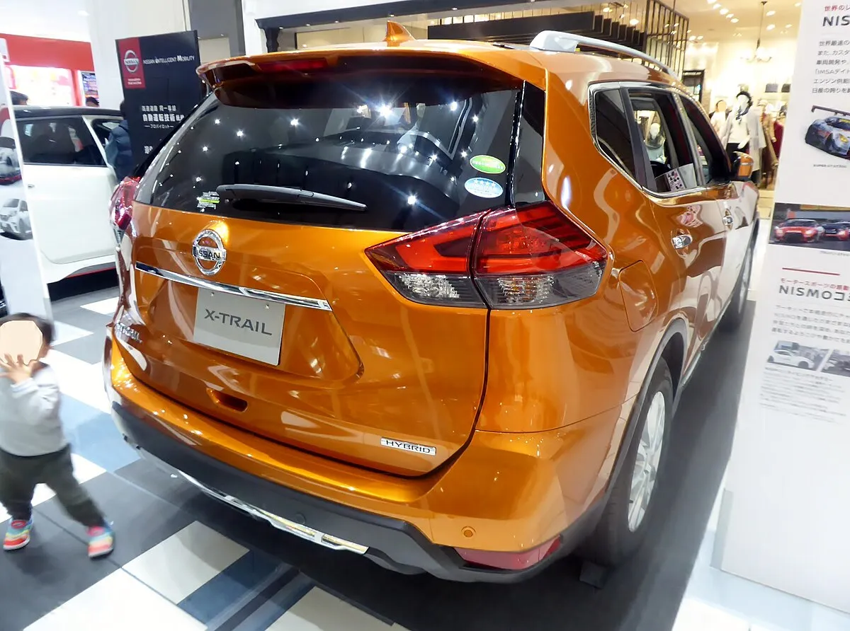 Nissan X-Trail Hybrid 2025 - Image 2