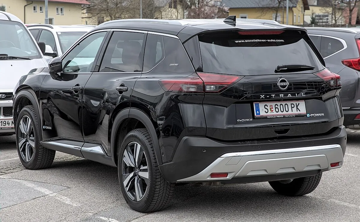 Nissan X-Trail 2013 1.6 dCi MT 4WD Crossover - Image 3