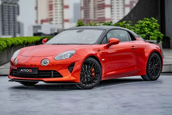Alpine A110 2025 - Singapore Market