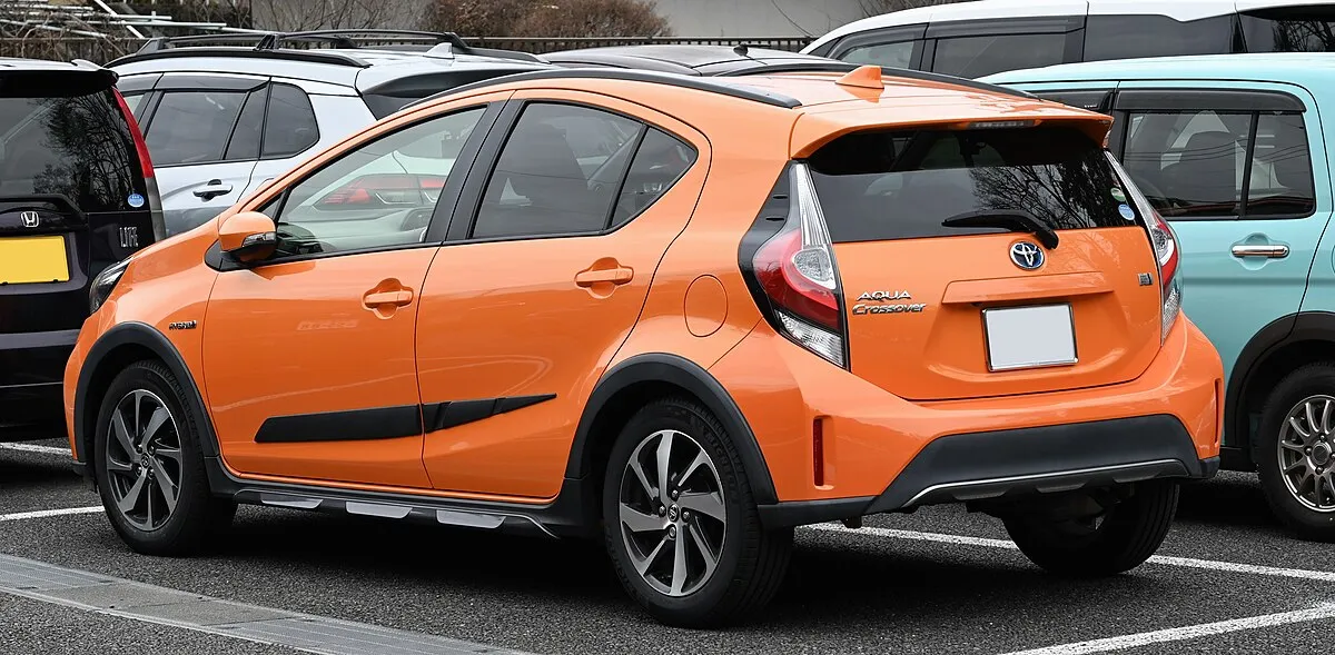 Toyota Aqua 2014 1.5 CVT Hatchback - Image 3