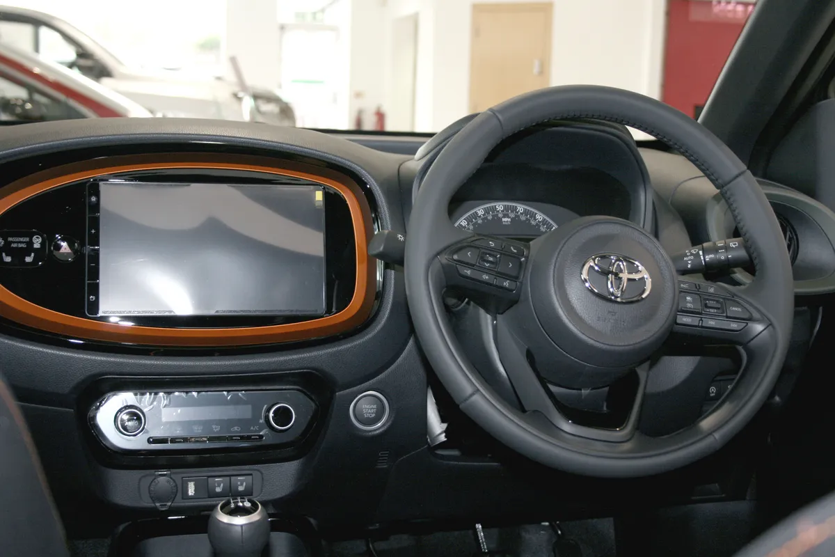 Toyota Aygo 2018 1.0 VVT-i MT Hatchback 5-doors - Image 6