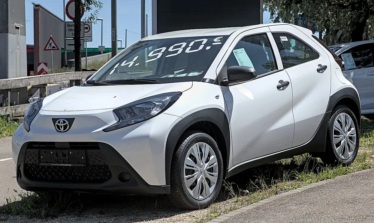 Toyota Aygo 2018 1.0 VVT-i MT Hatchback 5-doors - Image 9
