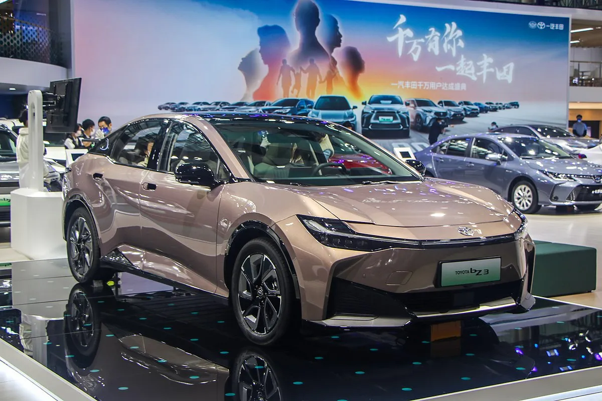 Toyota BZ3 2025 - Image 3