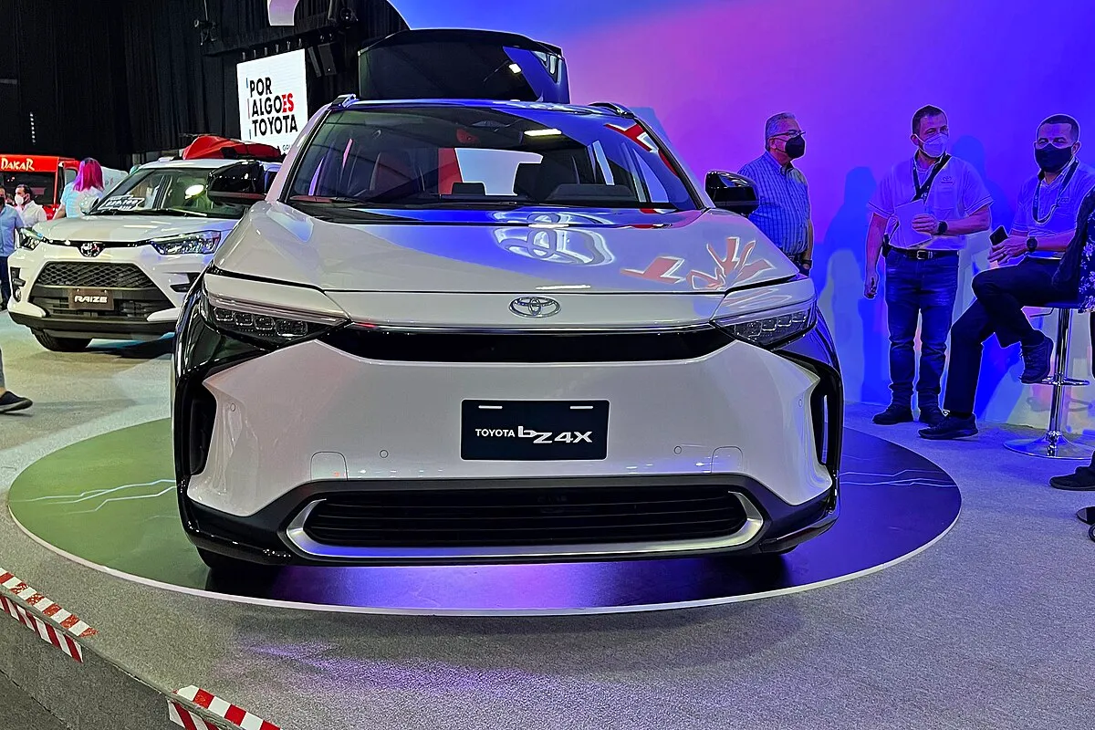 Toyota BZ4X 2025 - Image 8