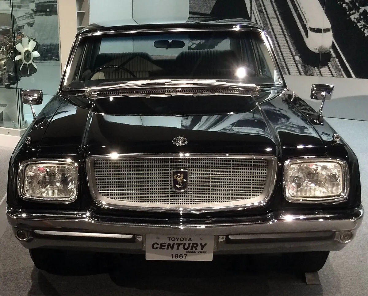 Toyota Century 2018 5.0 CVT Sedan - Image 5