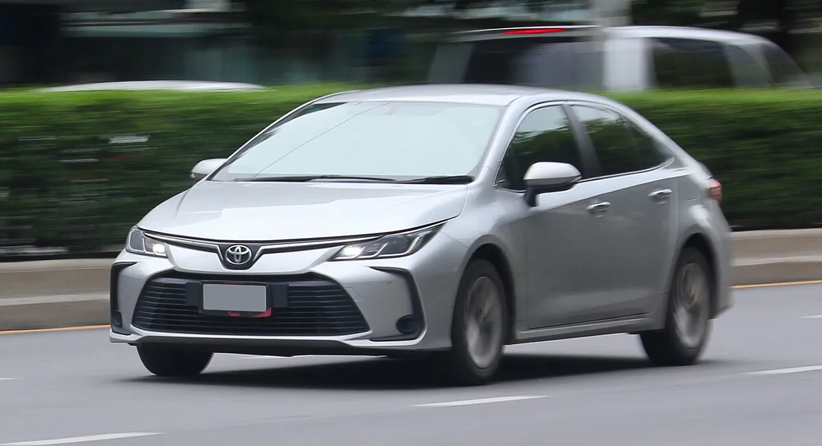 Toyota Corolla Altis 2025 Toyota Corolla Altis 1.8 G GR-S CVT - Image 3