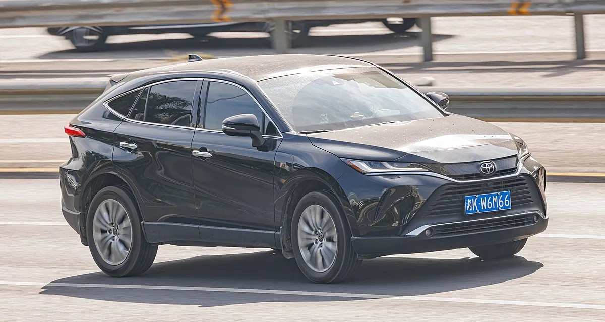 Toyota Harrier 2017 2.0 AT AWD Crossover - Image 5