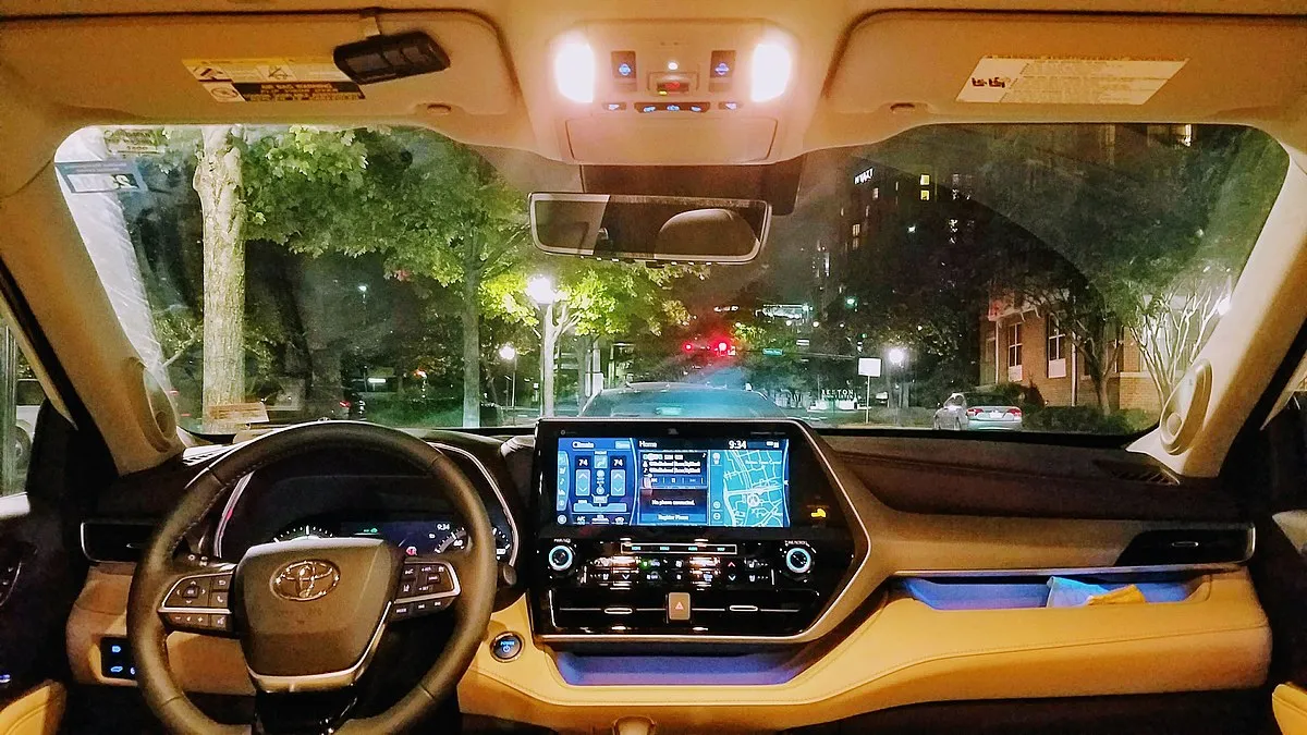 Toyota Highlander 2013 2.7 AT Crossover - Image 2