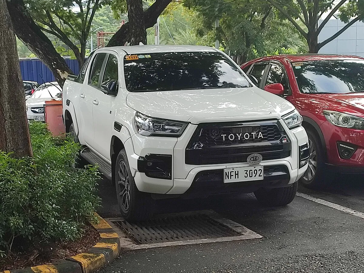 Toyota HILUX GR SPORT 2025 - Image 9