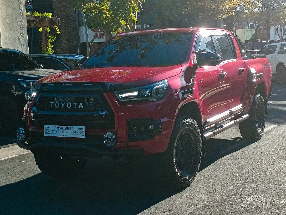 Toyota HILUX GR SPORT 2025 - Image 10