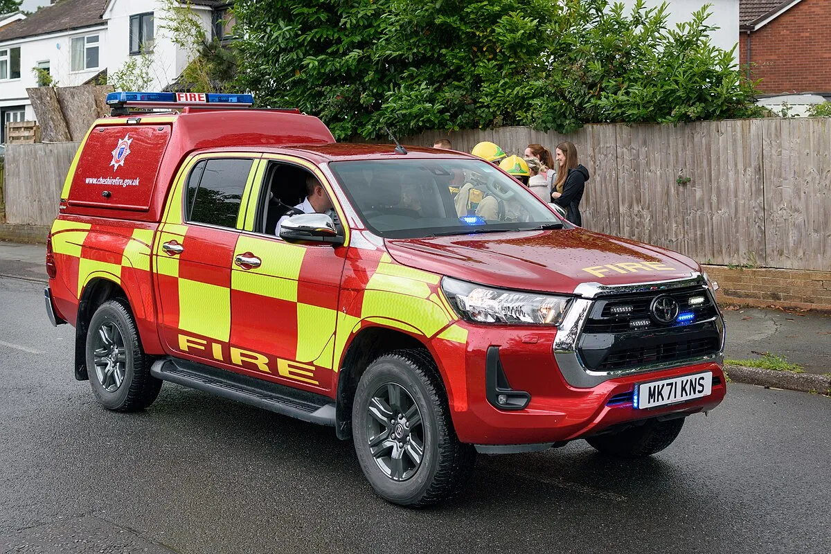 Toyota Hilux 2025 - Image 2