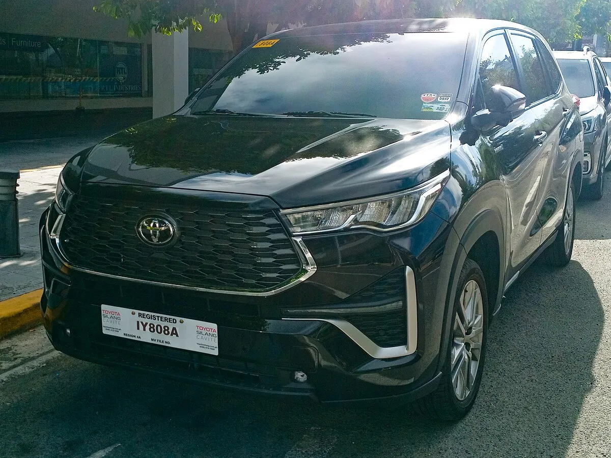 Toyota INNOVA HYCROSS 2025 - Image 5