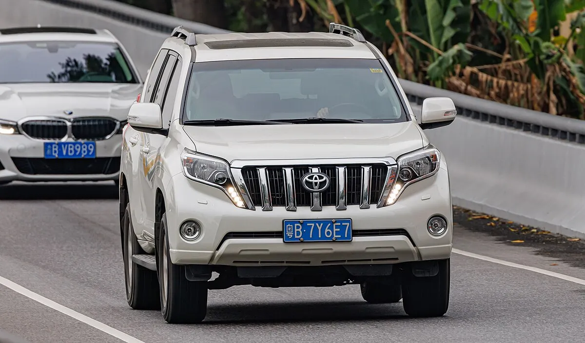 Toyota Land Cruiser Prado 2020 2.7 AT 4WD SUV 5 doors - Image 2