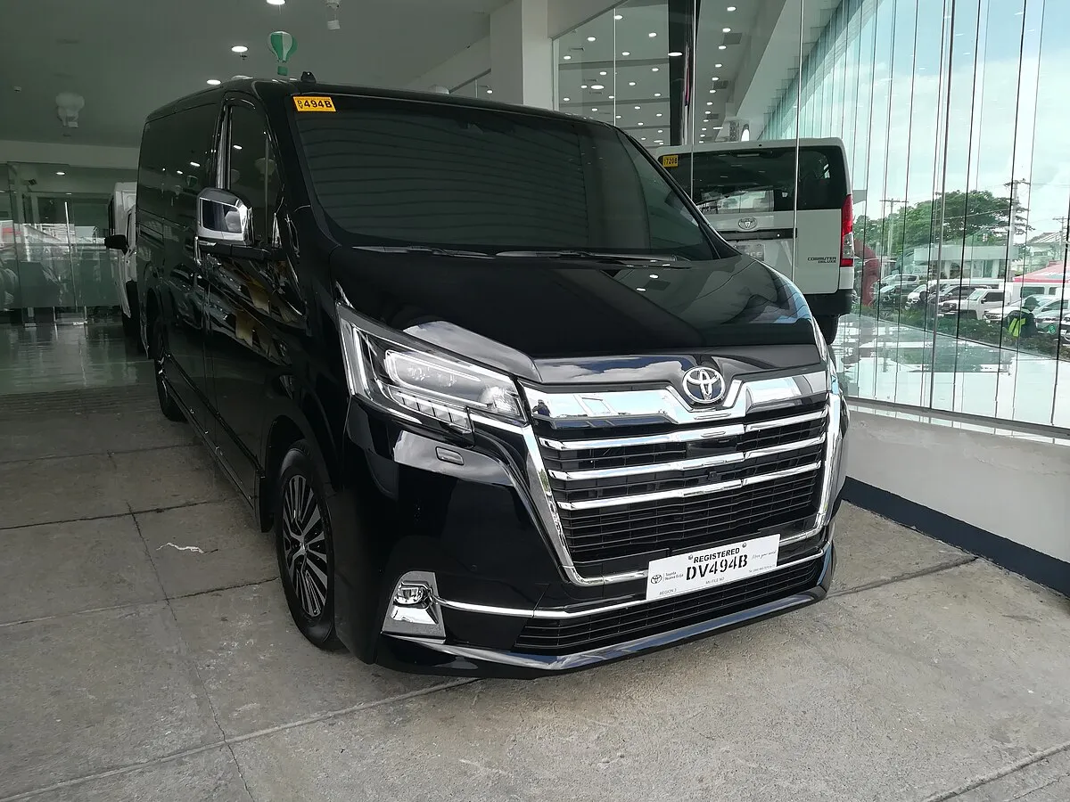 Toyota Lite Ace 2025 2025 Toyota Lite Ace 1.5 Cargo Aluminum Van MT - Image 6