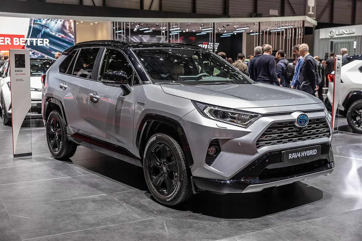 Toyota RAV4 2018 2.5 AT AWD Crossover - Image 1