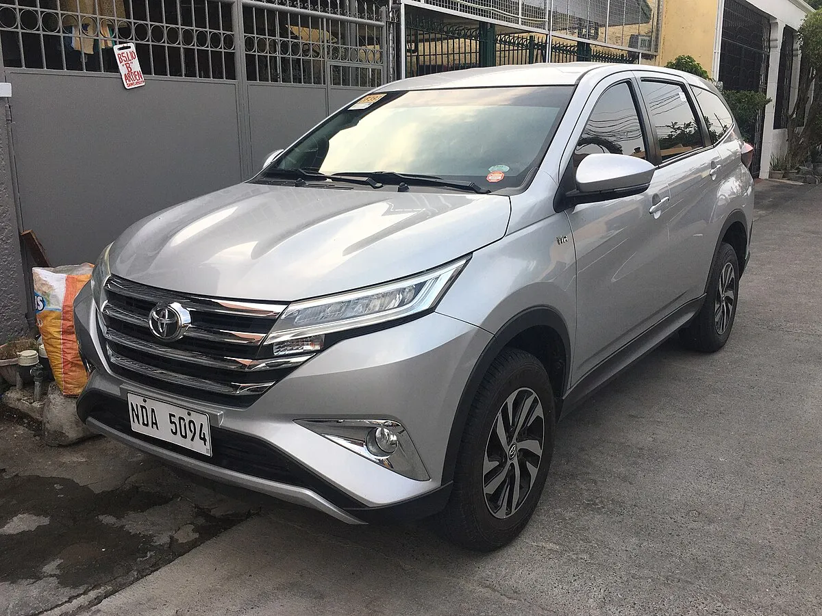 Toyota Rush 2025 Toyota Rush 1.5 GR-S - Image 5