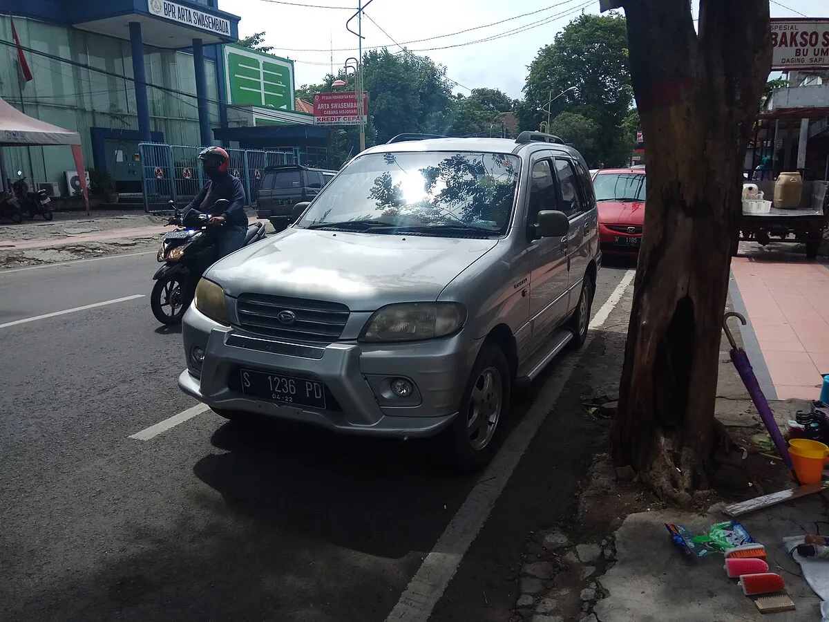 Toyota Rush 2025 Toyota Rush 1.5 GR-S - Image 9