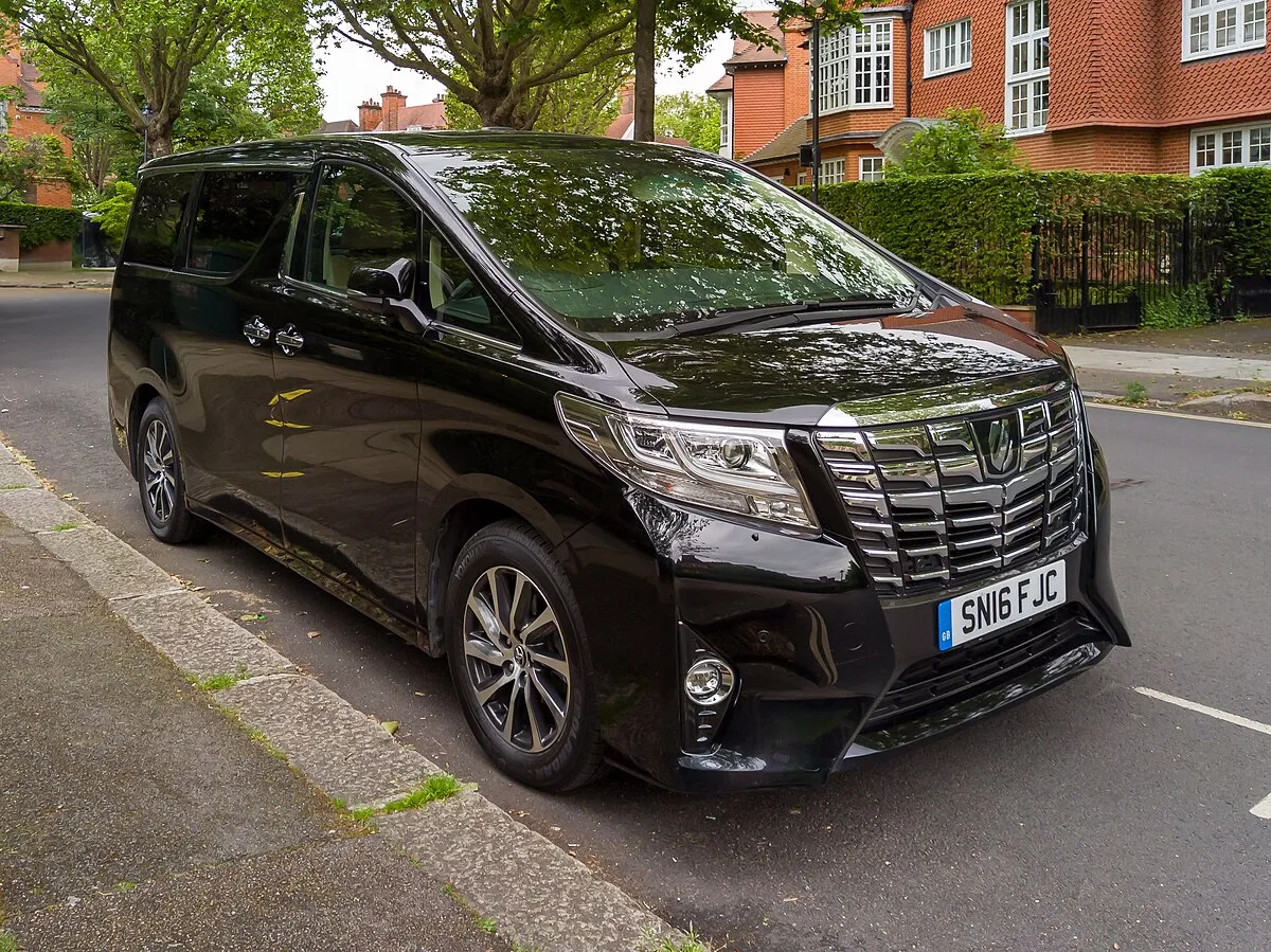 Toyota Toyota Alphard 2025 Toyota Alphard 2.5 HEV CVT - Image 9
