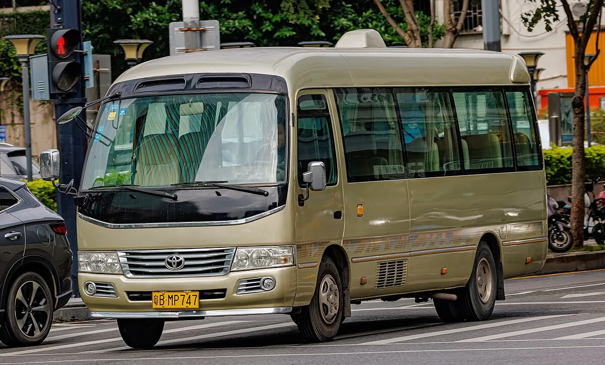 Toyota Toyota Coaster 2019 Toyota Coaster 29-Seater - Image 8