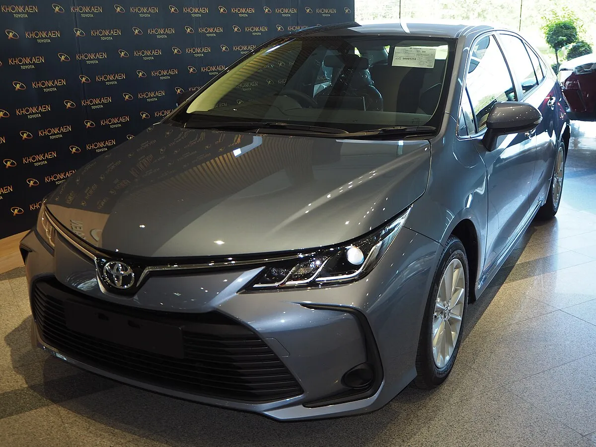 Toyota Toyota Corolla Altis 2020 Toyota Corolla Altis 1.8 G GR-S CVT - Image 3