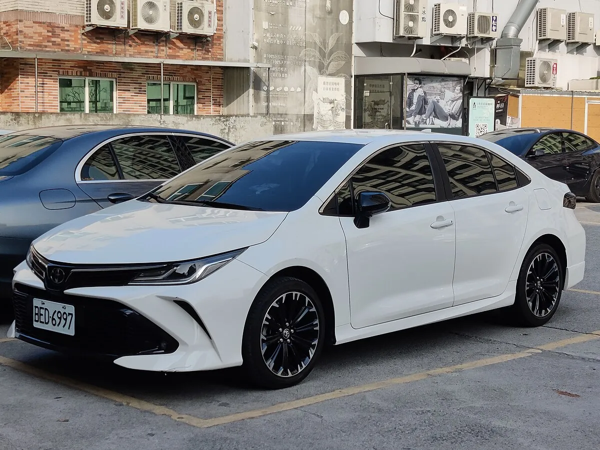 Toyota Toyota Corolla Altis 2020 Toyota Corolla Altis 1.8 G GR-S CVT - Image 7