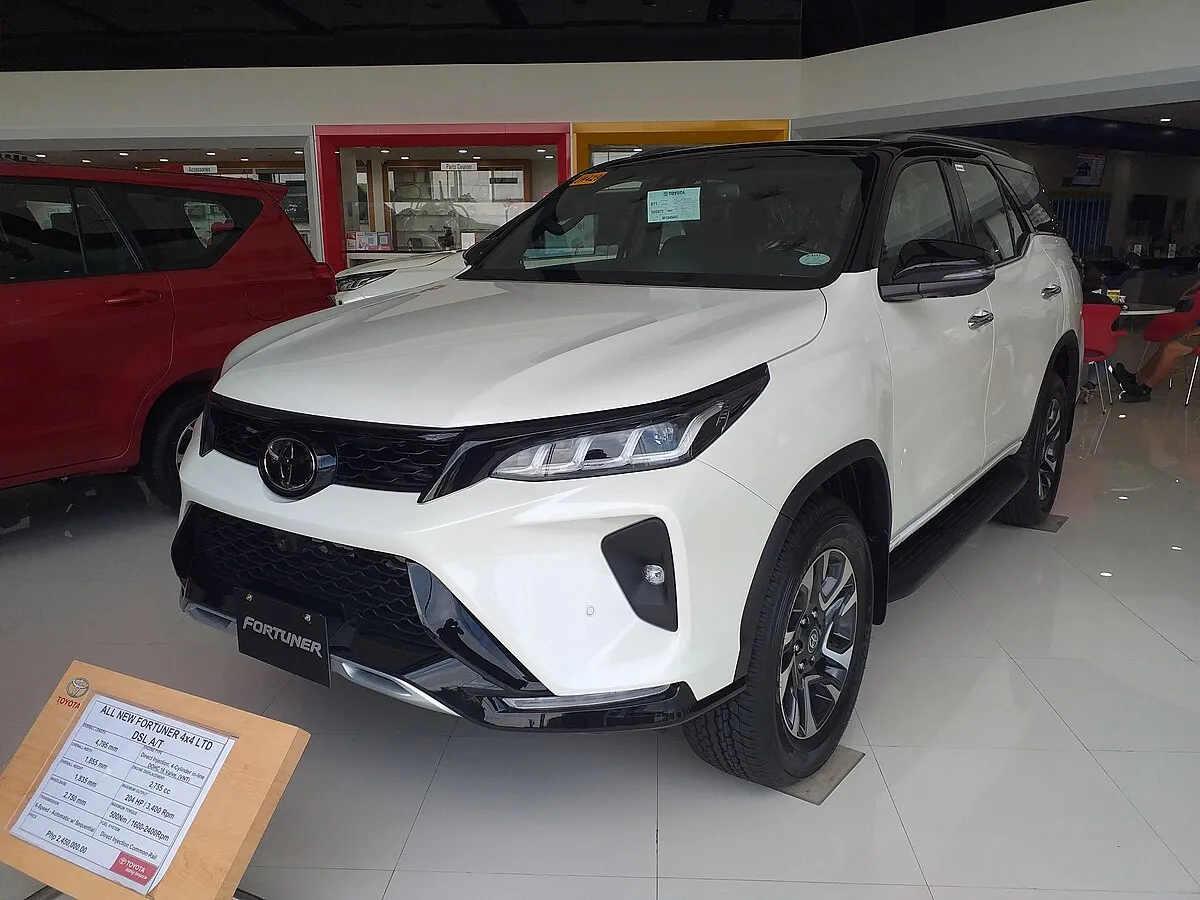 Toyota Toyota Fortuner 2025 Toyota Fortuner 2.4 G 4x2 AT - Image 3