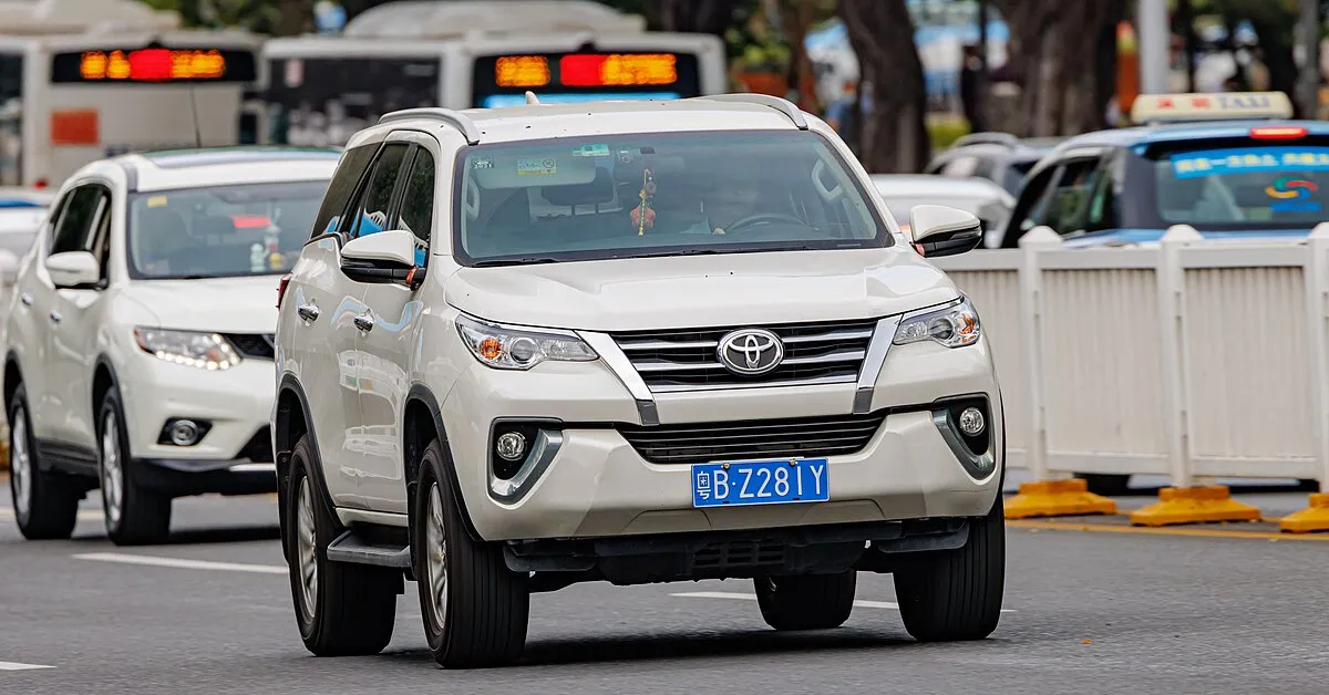 Toyota Toyota Fortuner 2025 Toyota Fortuner 2.4 G 4x2 AT - Image 4