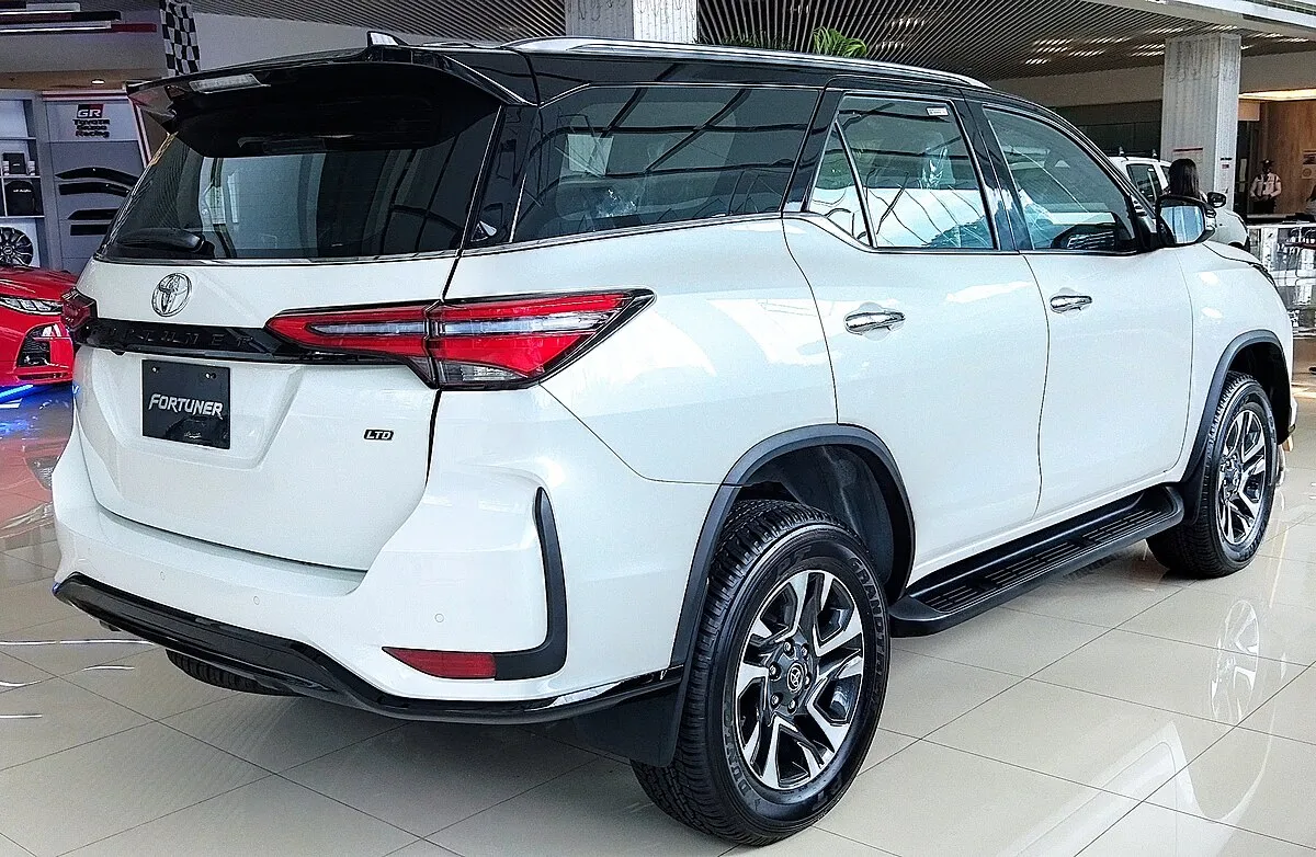 Toyota Toyota Fortuner 2025 Toyota Fortuner 2.4 G 4x2 MT - Image 6