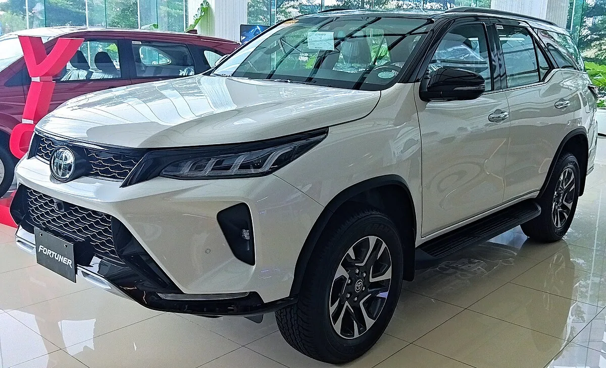 Toyota Toyota Fortuner 2025 Toyota Fortuner 2.4 G 4x2 MT - Image 7