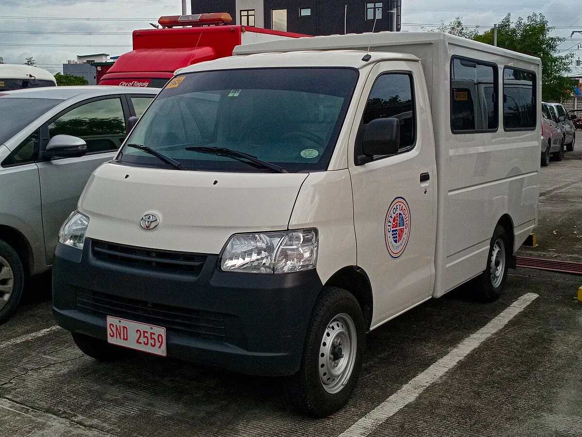 Toyota Toyota Lite Ace 2025 Toyota Lite Ace 1.5 Cargo Aluminum Van MT - Image 6
