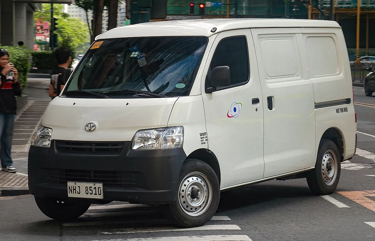 Toyota Toyota Lite Ace 2025 Toyota Lite Ace 1.5 Cargo Aluminum Van MT - Image 7