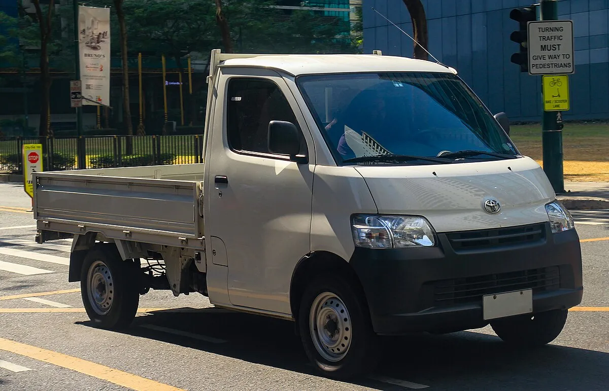 Toyota Toyota Lite Ace 2025 Toyota Lite Ace 1.5 Cargo Aluminum Van MT - Image 8