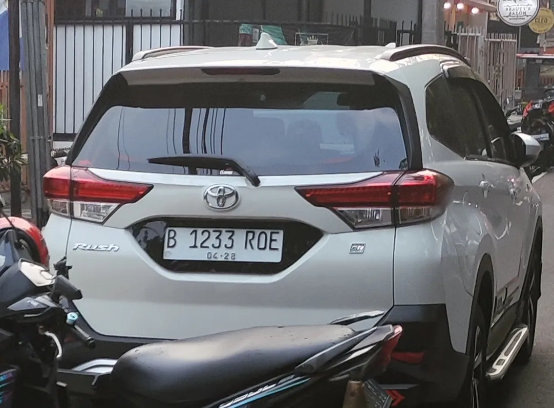 Toyota Toyota Rush 2018 Toyota Rush 1.5 GR-S - Image 6