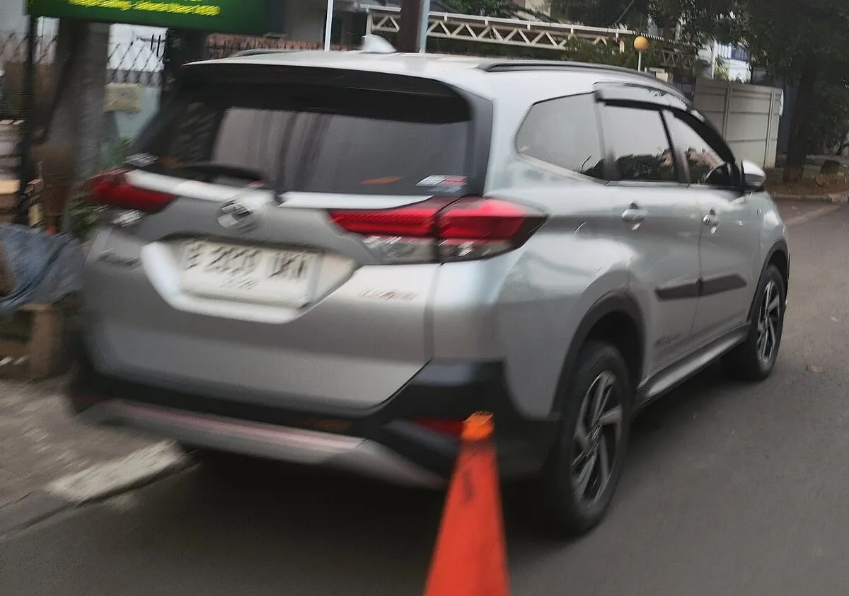 Toyota Toyota Rush 2018 Toyota Rush 1.5 GR-S - Image 9