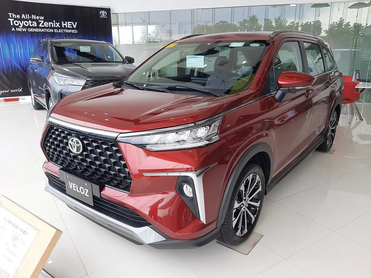 Toyota Toyota Veloz 2022 Toyota Veloz 1.5 E CVT - Image 6