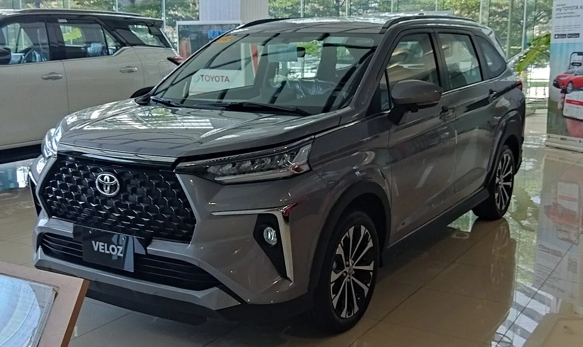 Toyota Toyota Veloz 2025 Toyota Veloz 1.5 E CVT - Image 4
