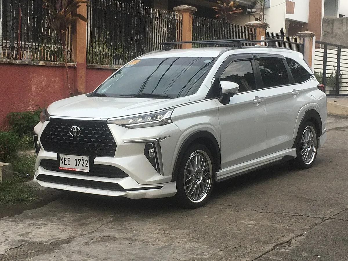 Toyota Toyota Veloz 2025 Toyota Veloz 1.5 E CVT - Image 5