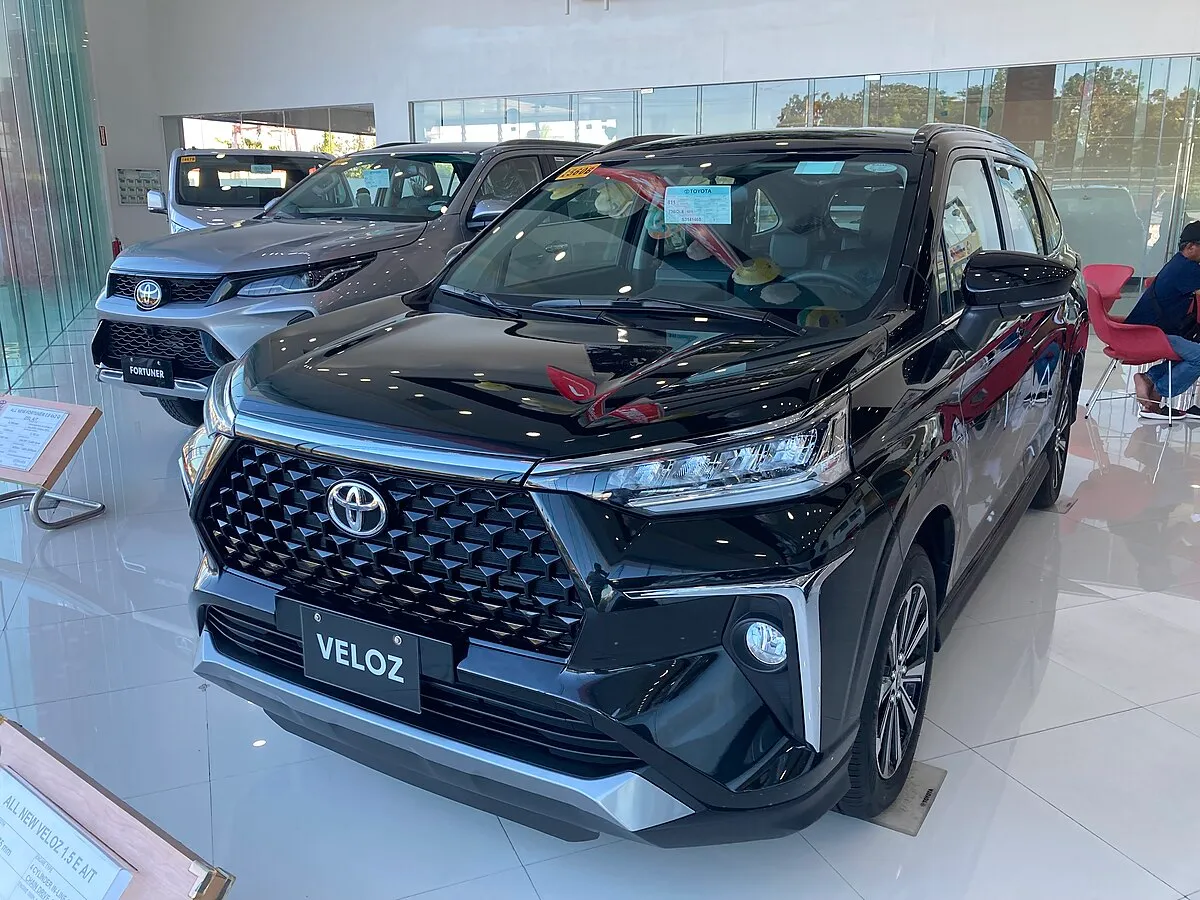 Toyota Veloz 2025 2025 Toyota Veloz 1.5 E CVT - Image 8